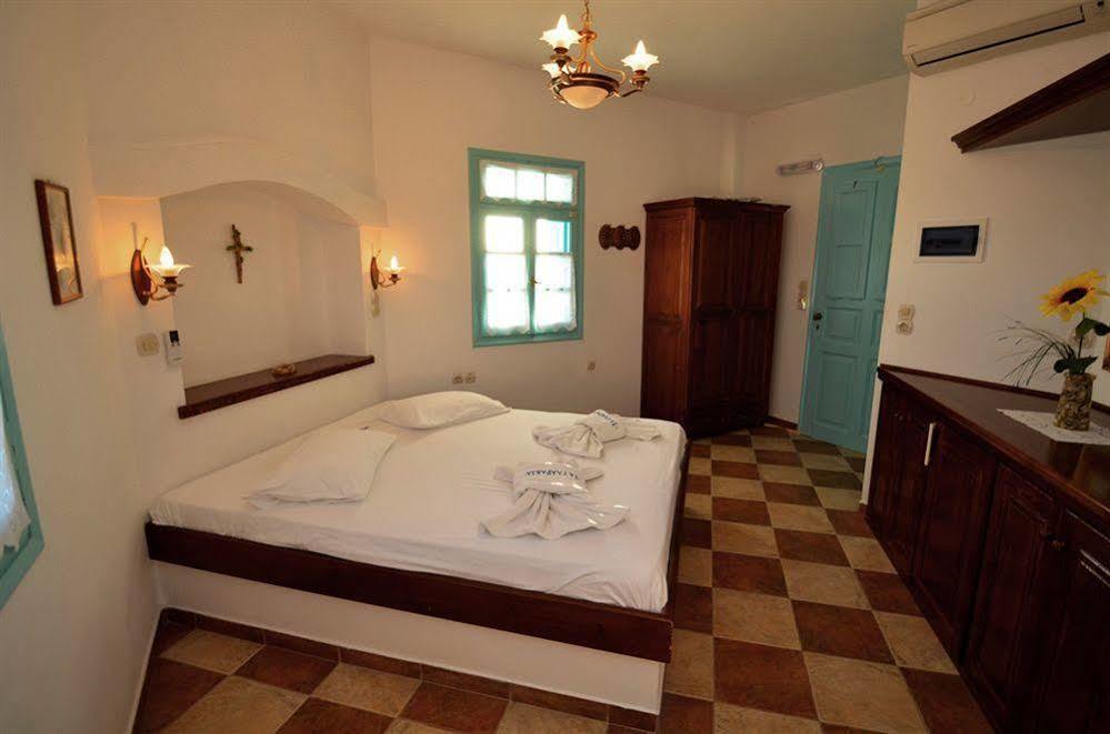 Glarakia Studios Adamantas  Bagian luar foto