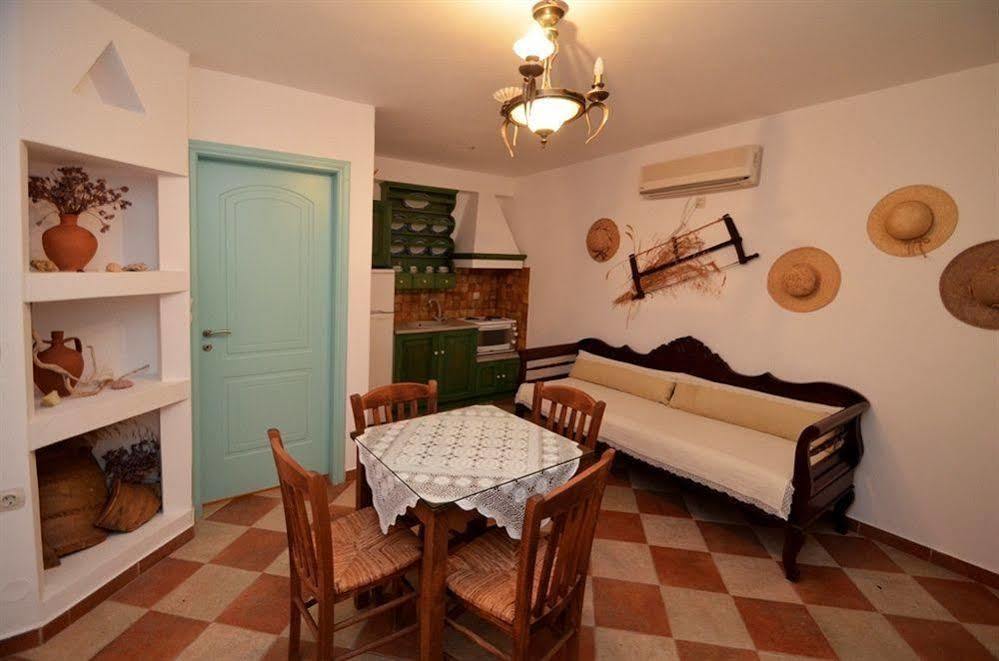 Glarakia Studios Adamantas  Bagian luar foto